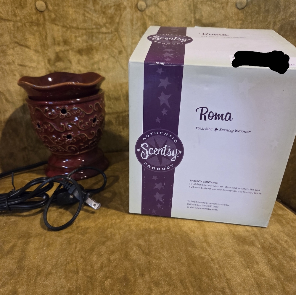 Scentsy Roma Full-Size Warmer - Burgundy